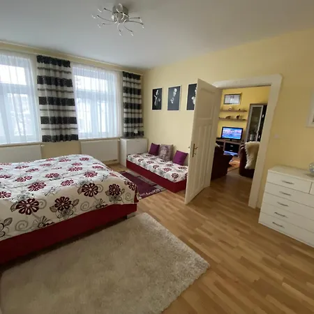 شقة Apartman Kumburska - Nova Paka Nová Paka